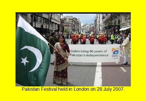 Pakistani-Flag-A-woman-displays-Pakistan-flag-in-London-2007-Flag-of-Pakistan