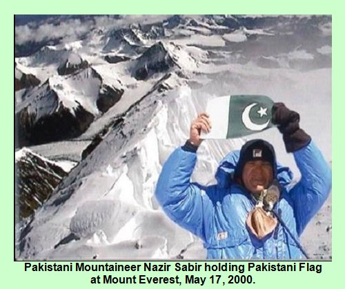 Pakistani-Flag-Nazir-Sabir-holding-Pakistani-Flag-on-Mount-Everest-May-17-2000